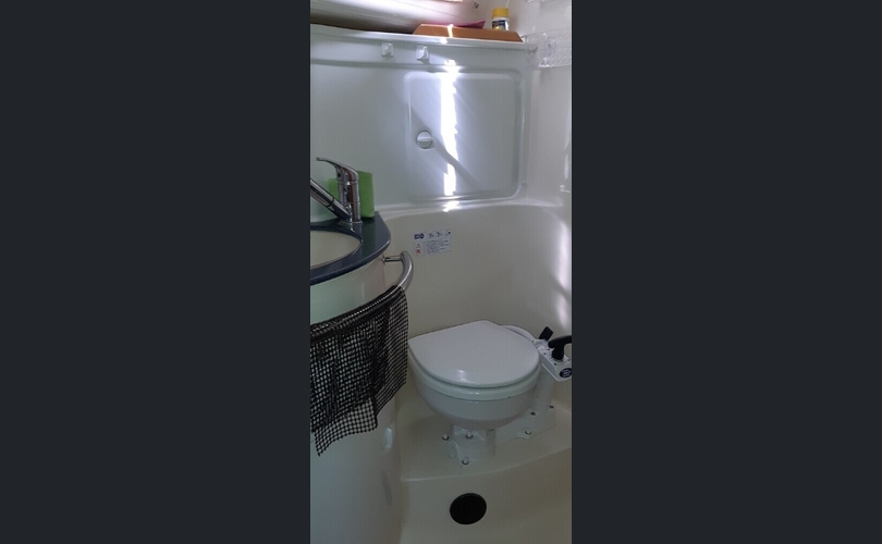 Bavaria 33 Cruiser-kuva-5